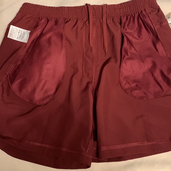 Nike dri fit burgundy drawstring elastic waist shorts large - Picture 9 of 9